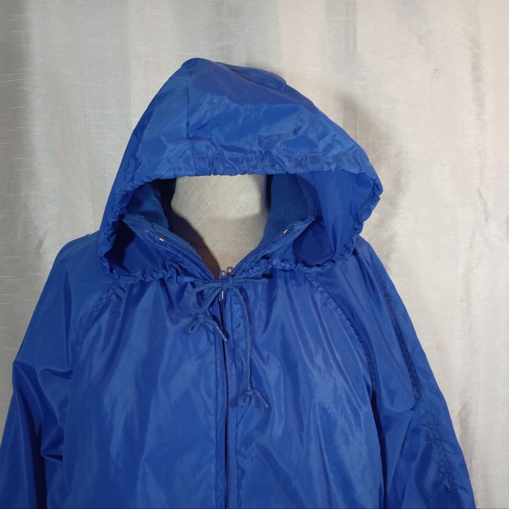 Eddie Bauer Windbreaker Jacket, Hide-A Hood/water resistant/ZipUp/Pckts, blue, M - Picture 6 of 12